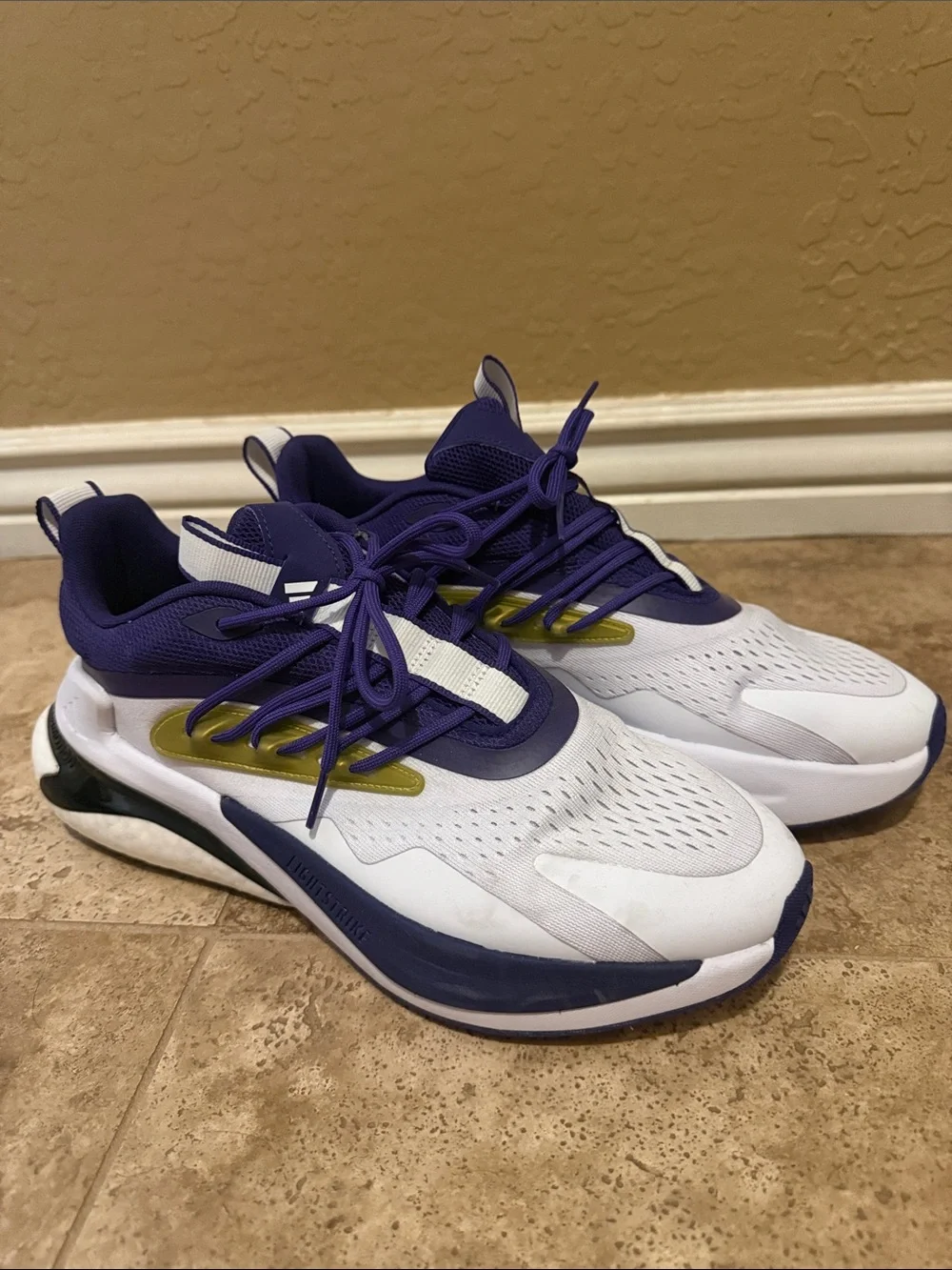 Adidas Response White and Purple Athletic Shoes Washington Huskies